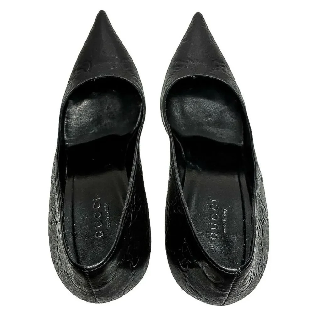 Gucci Black Double GG Monogram Logo Embossed Pointed Toe Heels Size 6 Pumps